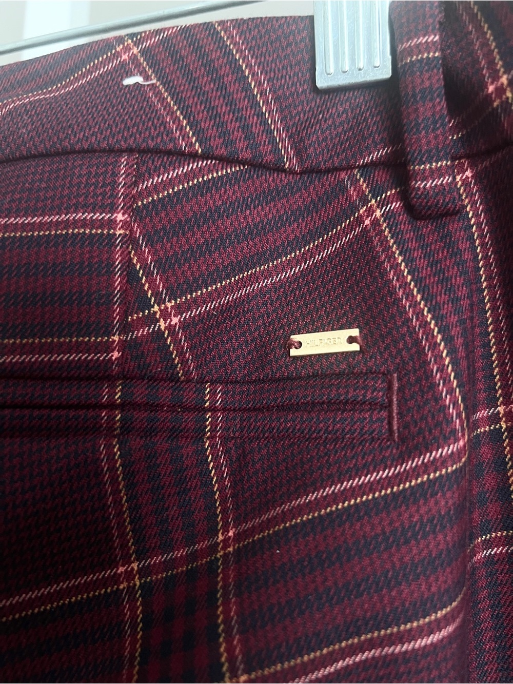 Tommy Hilfiger Plaid Preppy Hipster Pants Office School Holiday Burgundy SZ 10 - Picture 6 of 8